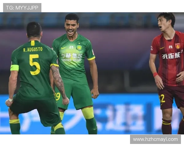 国安与上港比赛中的争议判罚回顾及其影响分析